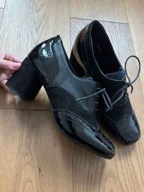 Girotti Patent, Leather & Suede Lace-Up Block Heels - Size 40 - NWOT - Black